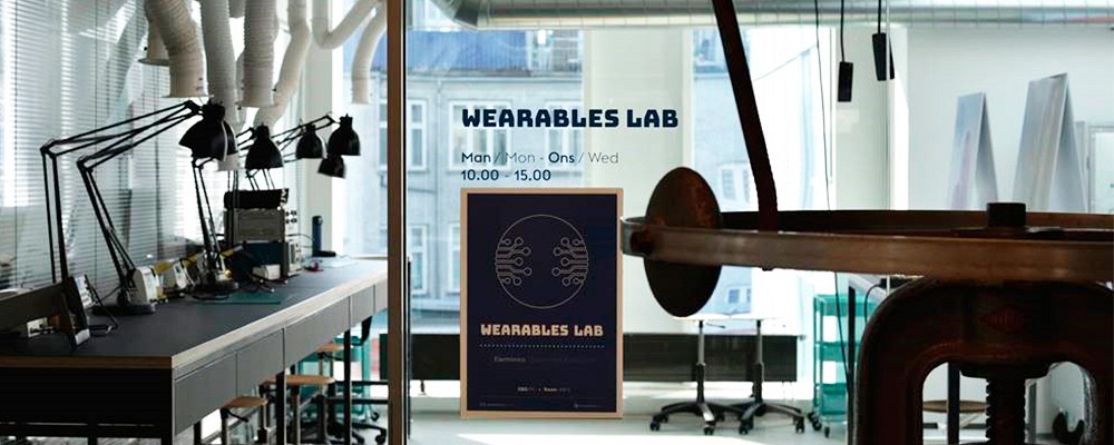 I Wearables lab kan du arbejde med wearables, grundlæggende elektronik og IoT (Internet of Things).